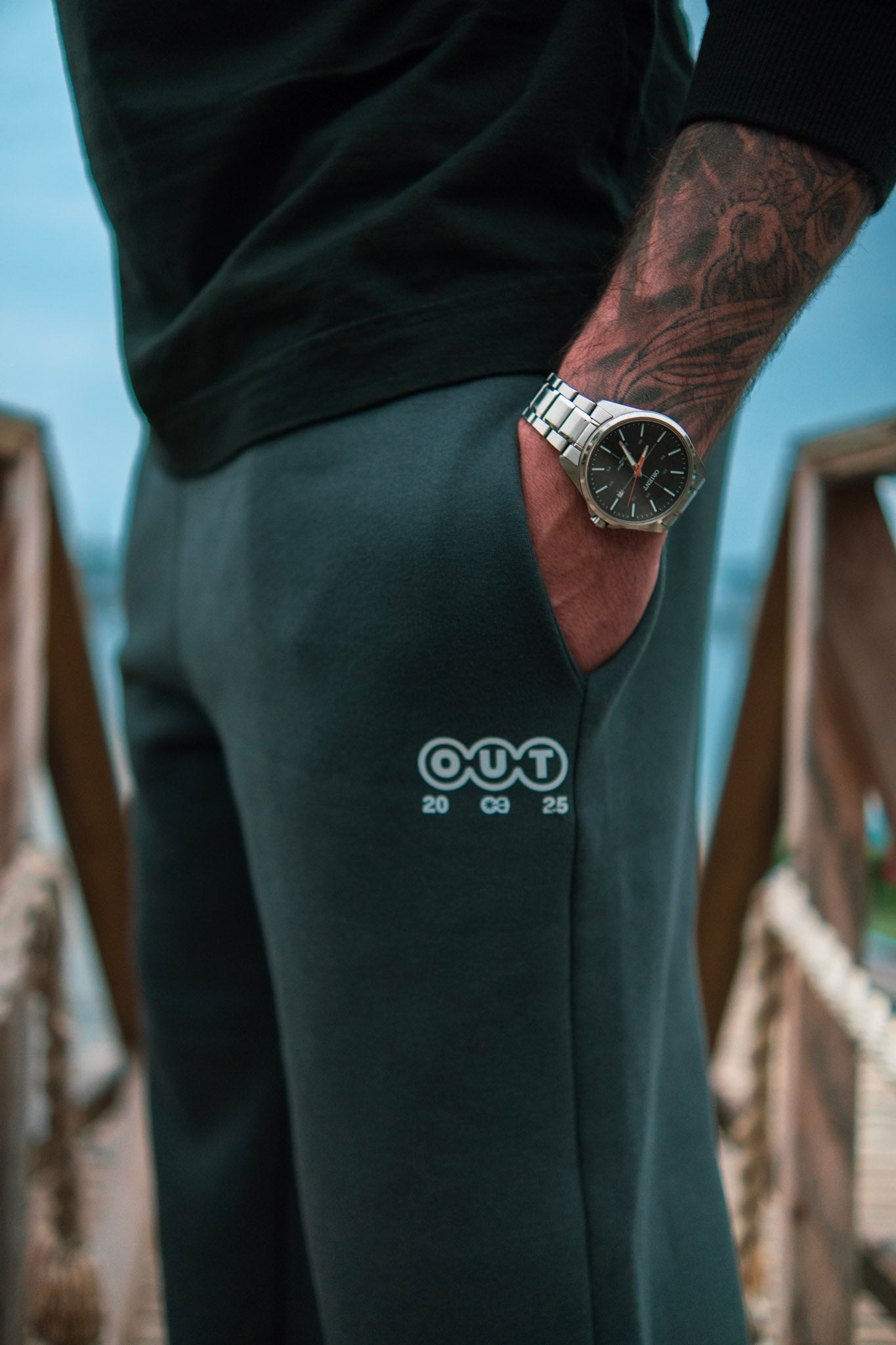 Calça Moletom Heavy Oversized Essentials Out