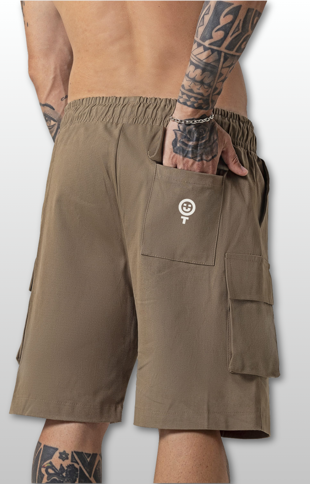 Bermuda Cargo Essentials Street | Bolso Lateral e Ajuste de Cintura