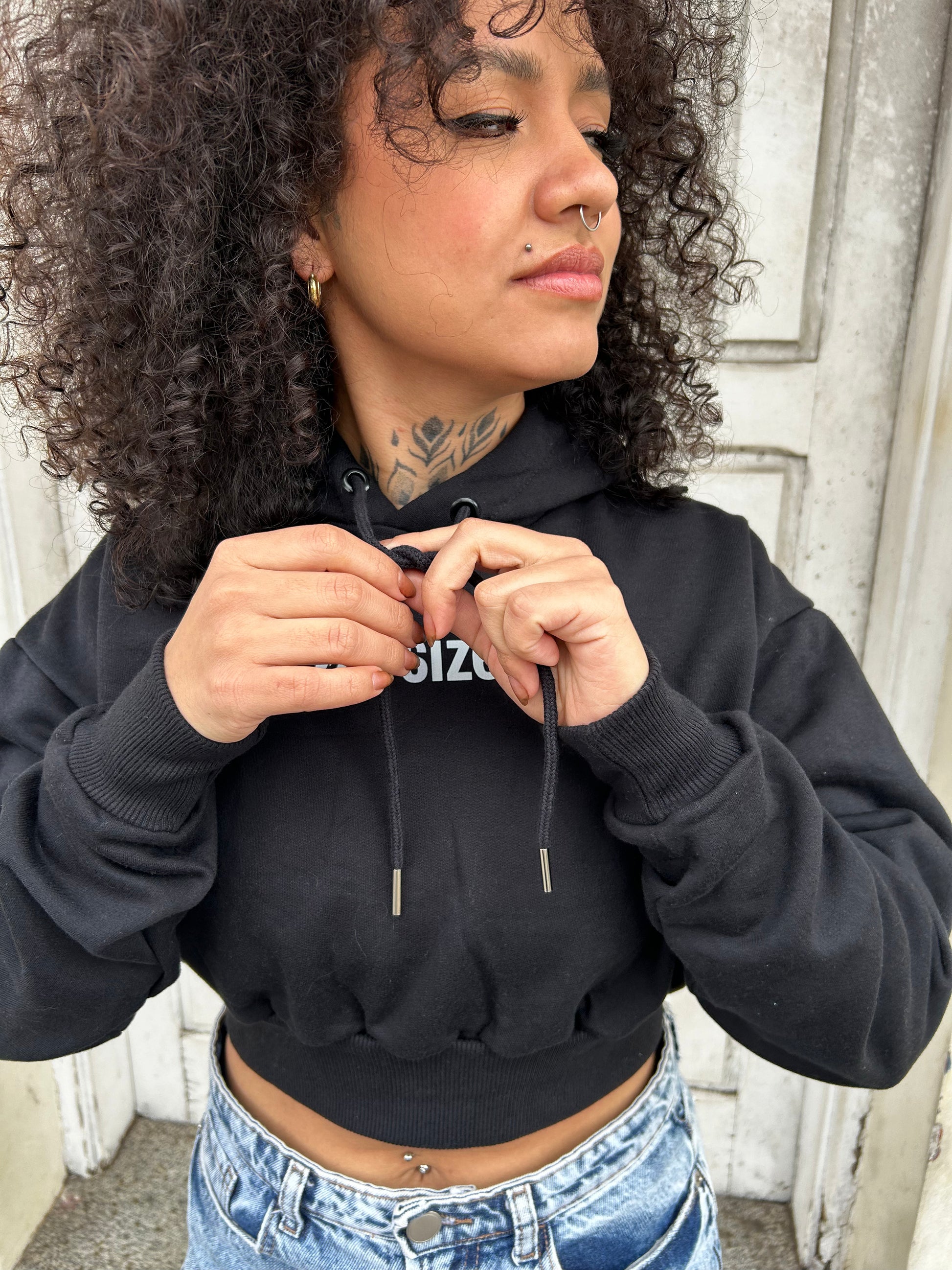 Cropped Moletom Streetwear Essentials Outsized