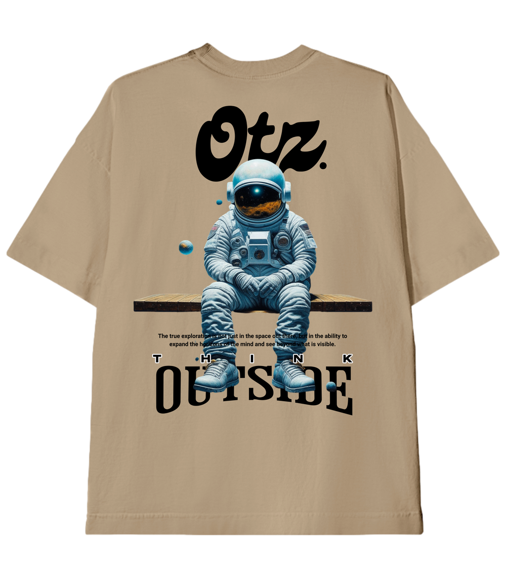 Camiseta Heavy Oversized Think Outside | Old Outsized